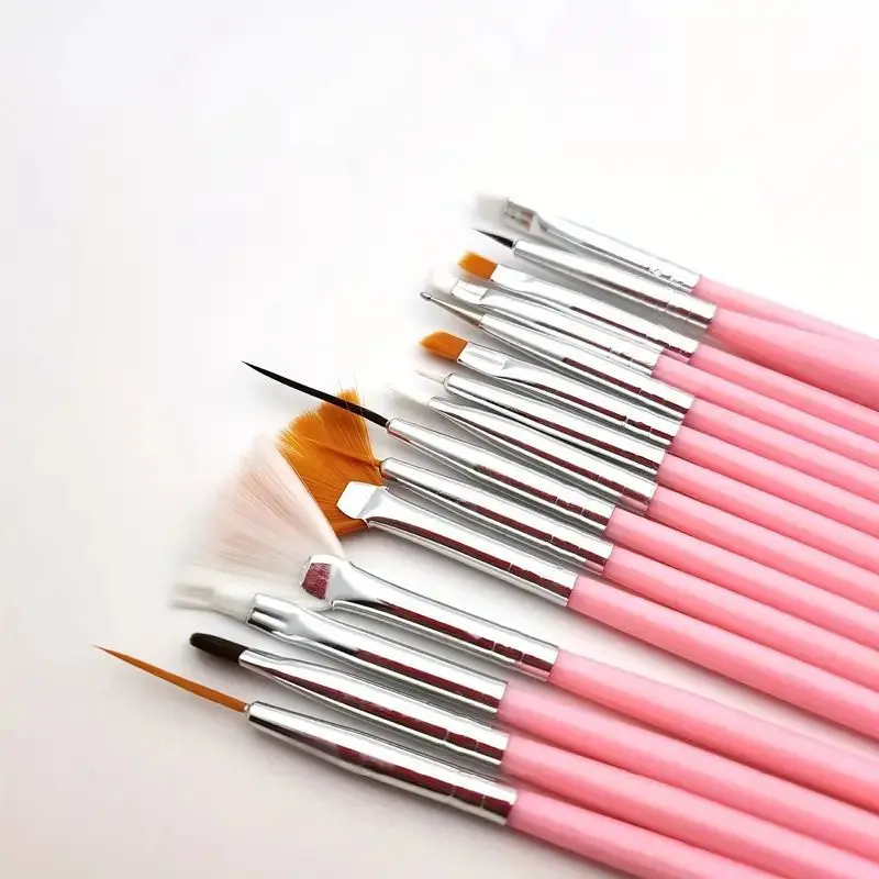 Set di 15 pennelli per pittura - Paint Model Kit recensione e prezzo